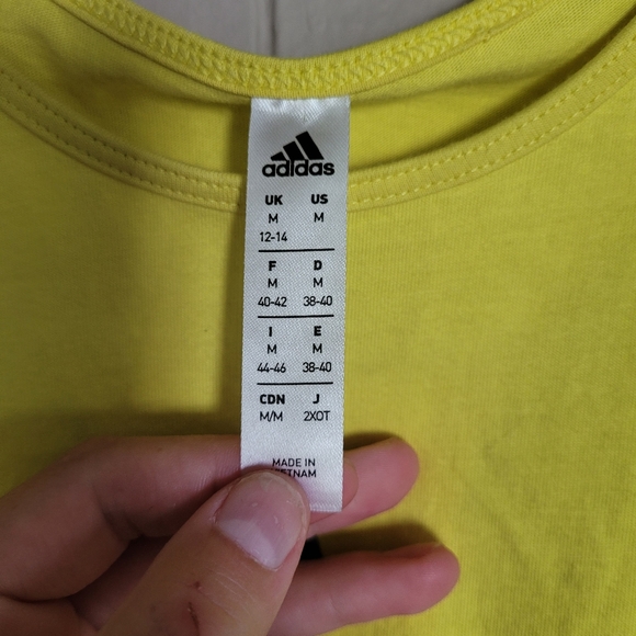 EUC Adidas Women's Universal tank 2 Shock Yellow Medium - Picture 8 of 9